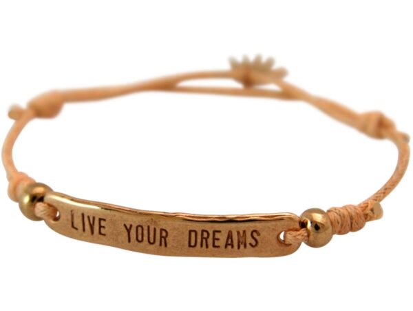 GEMSHINE Damen Knotenarmband mit Gravur LIVE YOUR DREAMS in rose Vergoldet. Größenverstellbare lachs Kordel und Hand Charm - Made in München / Germany - Im eleganten Schmucketui mit Geschenkverpackung